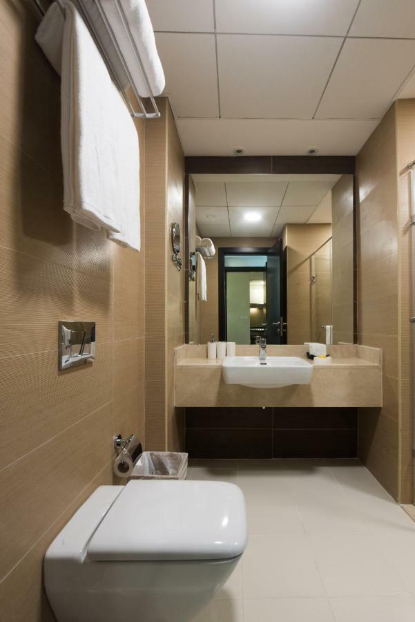 Fantastay Sparkle Tower One Bedroom Suite Marina View Dubai Dış mekan fotoğraf